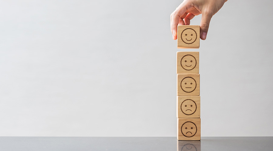 Aprende a gestionar tus emociones Este curso ofrece herramientas prácticas para cuidar y gestionar las emociones. Este contenido es adecuado para cualquier persona interesada en mejorar su bienestar emocional y en apoyar a otros en su viaje hacia una vida más equilibrada.